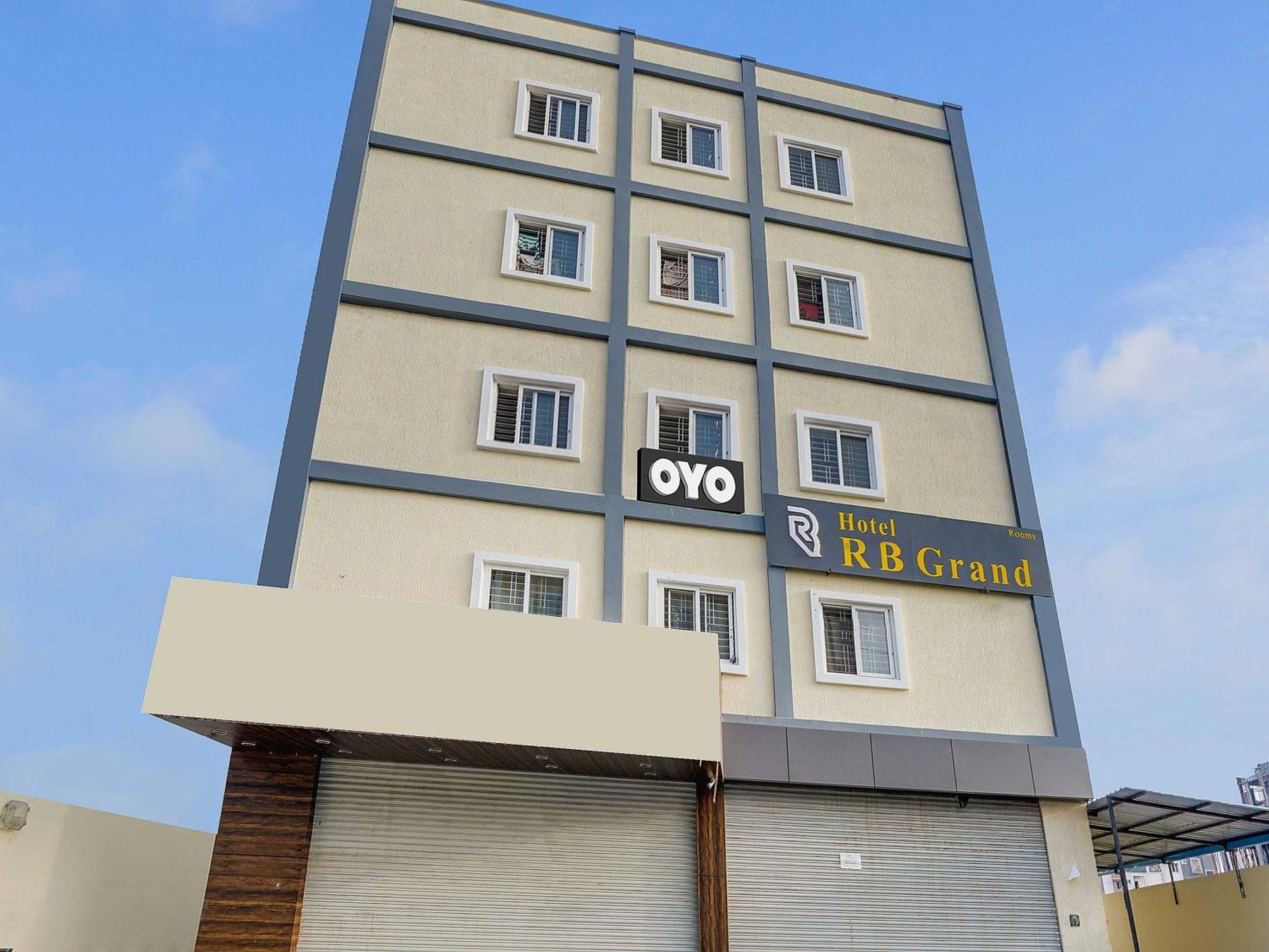 Collection O Rb Grand @ Kompally Haiderabad Buitenkant foto